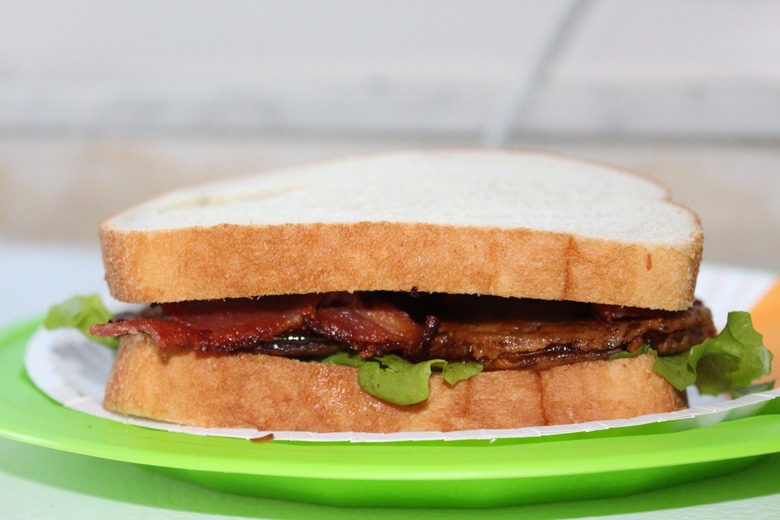 bacon sandwich